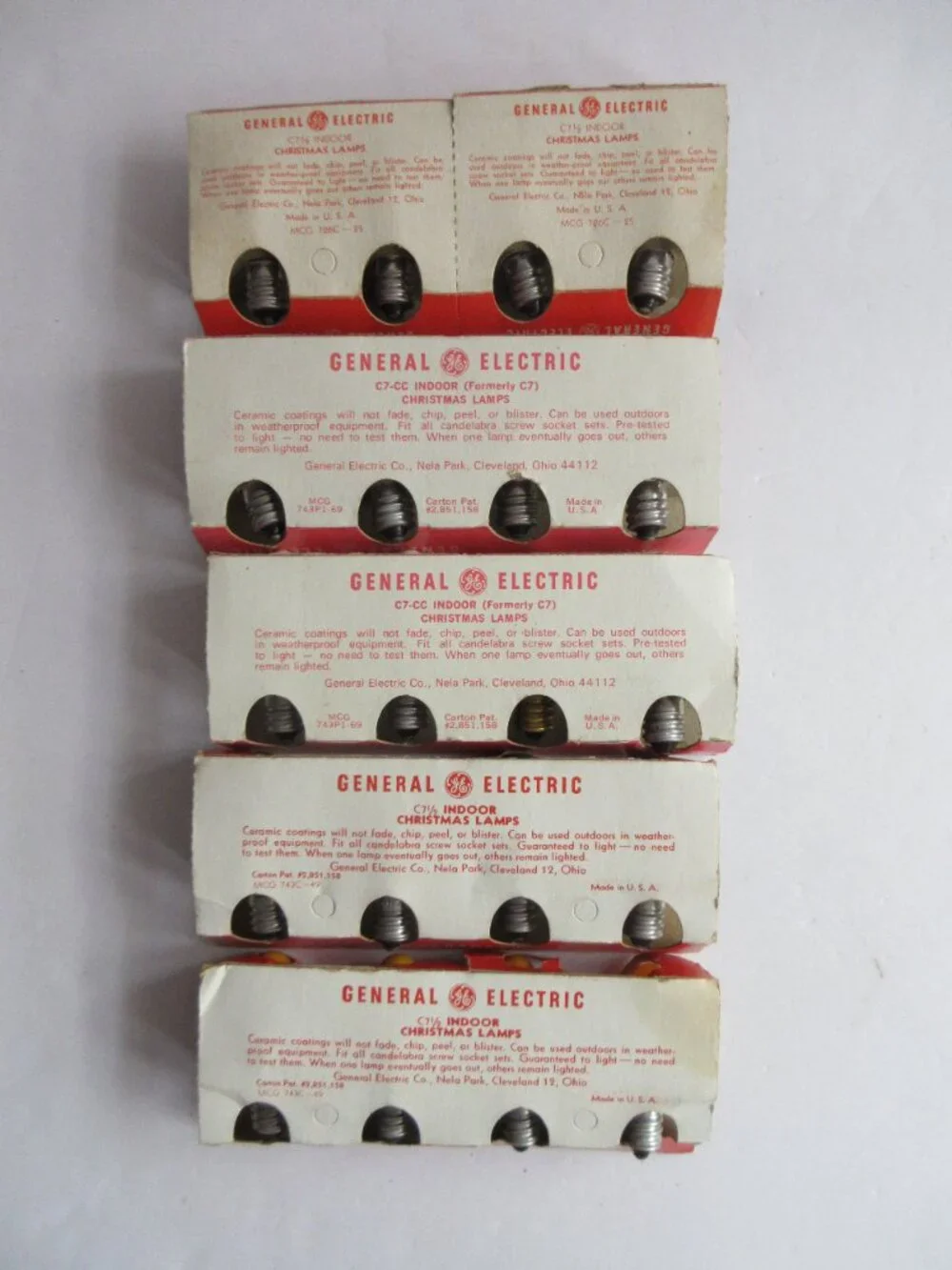 37 Christmas Bulb C 7 1/2 Multi Color Indoor Lamps GE & Other WORKING Vintage